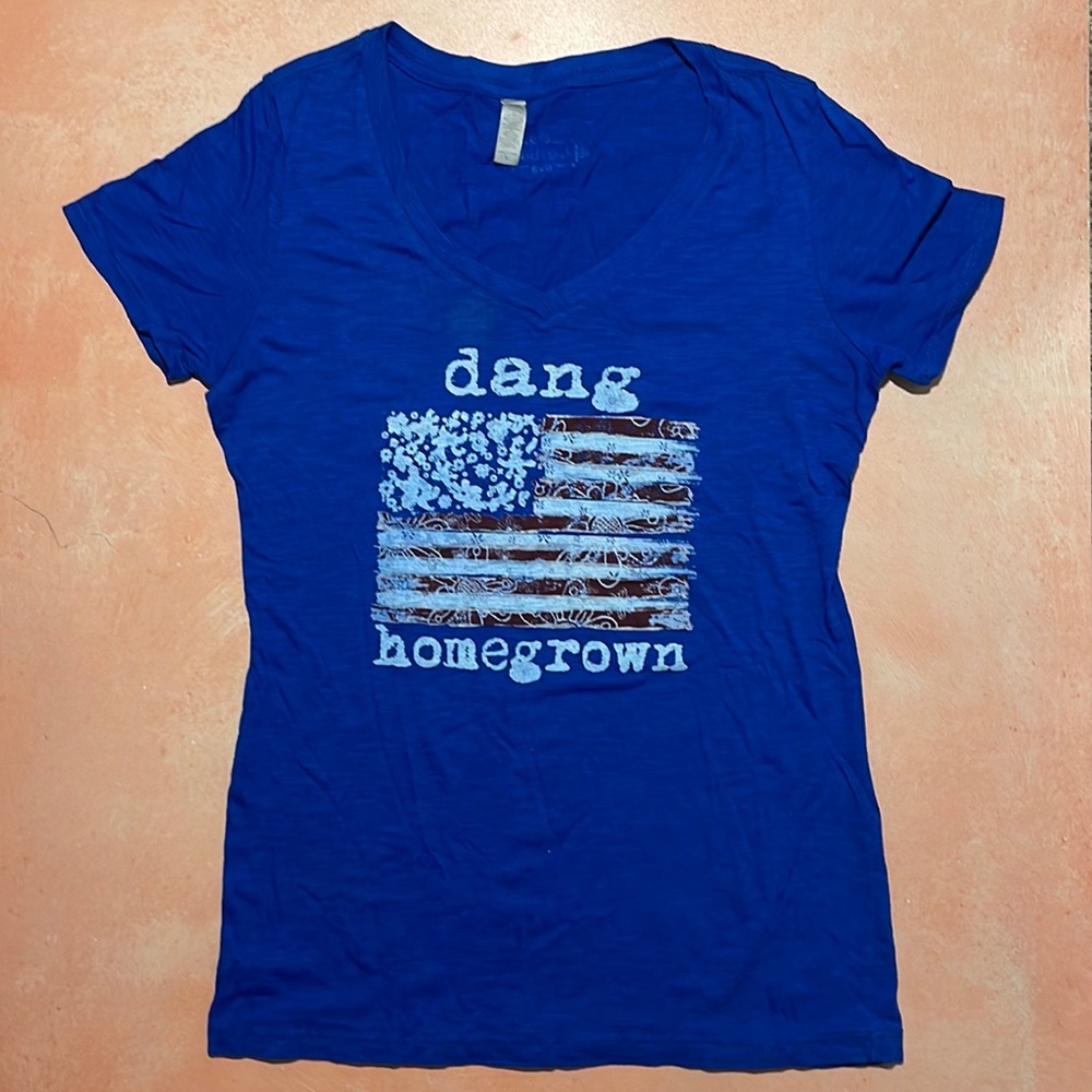 Dang Chicks Dang Homegrown USA American Flag Southern Blue V Neck Women’s Tee L
